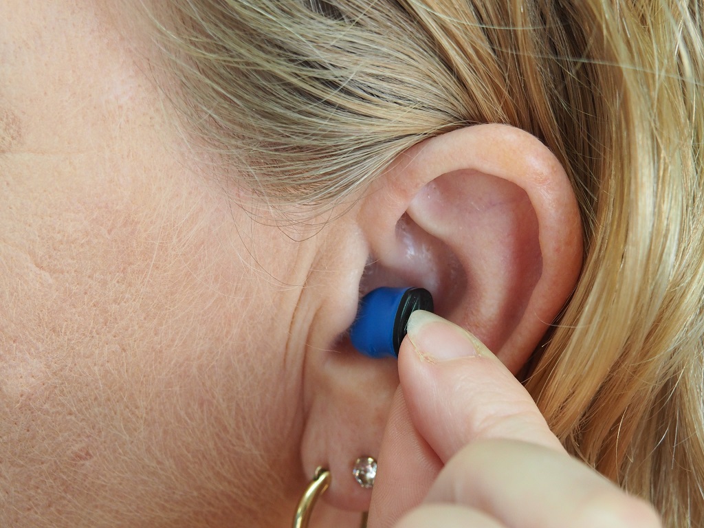A Beginners Guide to Buying Hearing Aids