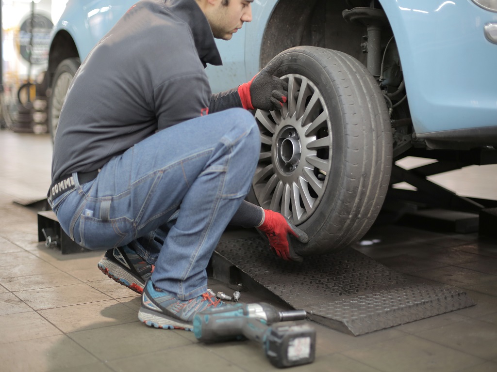 The Ultimate Tire Changing Guide